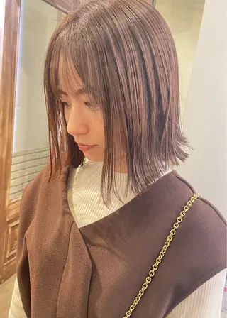 ミディアム 色落ちまで可愛い🩷 透明感🩵安江理緒のヘアスタイル