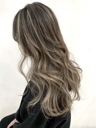 カラー 大内 良斗のヘアスタイル