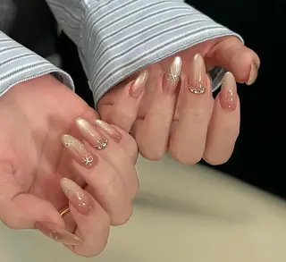 ネイル Pure&Rich Nailのネイルデザイン