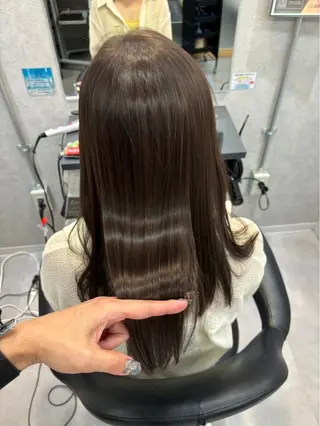 ロング かがみ/メンテナンス カット無料のヘアスタイル