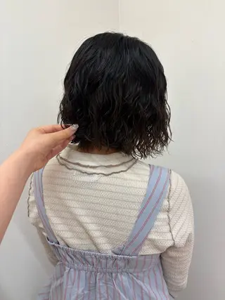ショート パーマ 藤井 心音のヘアスタイル