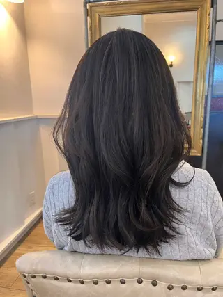 ロング 上坪 あずさのヘアスタイル