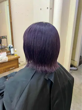 ショート 🩷艶カラー 🧡💛リサ🫧のヘアスタイル