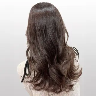 カラー reuna rikoのヘアスタイル