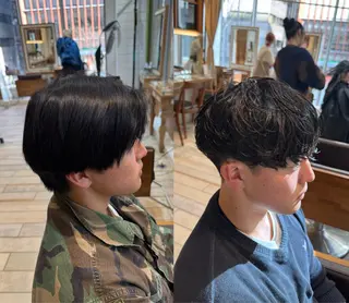 パーマ メンズ HIDERO/渋谷/ センターパートのヘアスタイル