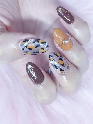 ネイル MoonNail ユリ🌸のネイルデザイン