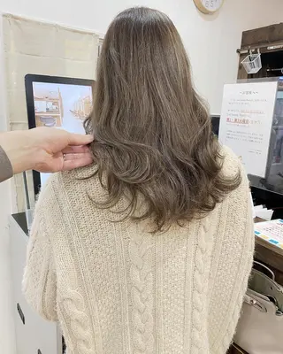 ロング カラー 横浜ブリーチムラ直し ハイトーン/ブリーチのヘアスタイル
