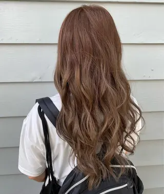 ロング カラー Kazaoka Saraのヘアスタイル