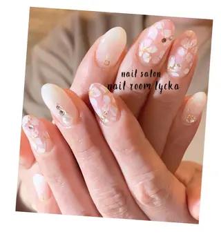 ネイル ﾈｲﾙﾙｰﾑﾘｯｶ 𝐦𝐚𝐲𝐮のネイルデザイン