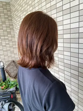 ミディアム カラー 大矢 萌美のヘアスタイル