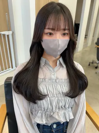 ロング vince. moekoのヘアスタイル