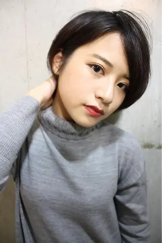 ショート カラー tuuli トゥーリのヘアスタイル