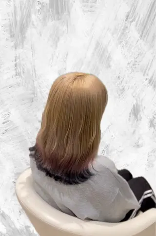 セミロング 岡田 瞬のヘアスタイル