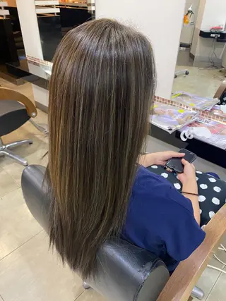 ロング カラー ヘアアレンジ 烏山 達也のヘアスタイル