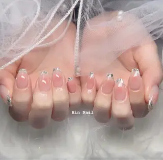 ネイル Hin Nailsのネイルデザイン