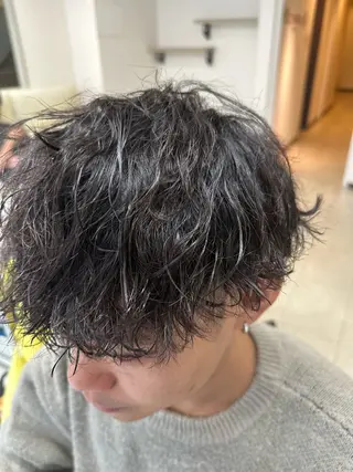 パーマ メンズ 長谷川 誠志のヘアスタイル