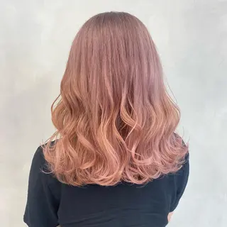 セミロング カラー 🩵ブリーチカラー 🐈MIORI🩵のヘアスタイル