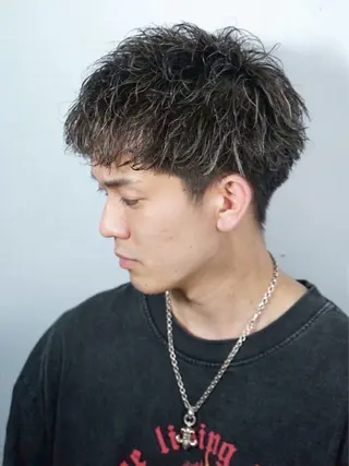 ショート 阿賀 佑季のヘアスタイル