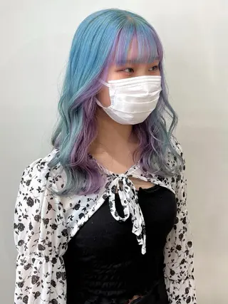 カラー white.所属・white.梅田 デザインカラー🦄のヘアスタイル
