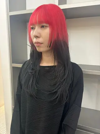 セミロング カラー ヘアアレンジ 🎨ハイトーン/ 切りっぱなし みつきのヘアスタイル