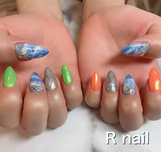 ネイル SUN&MOON REOのネイルデザイン
