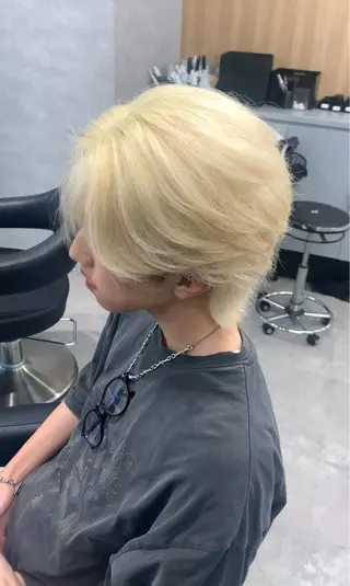 ミディアム カラー ヘアアレンジ メンズ 🔥ニュアンス フェザー小林海斗🔥のヘアスタイル