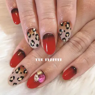ネイル NailStudio THE FLAPPER所属・THE FLAPPERのネイルデザイン
