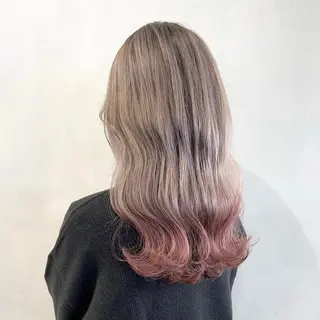 ロング カラー 🩵ブリーチカラー 🐈MIORI🩵のヘアスタイル