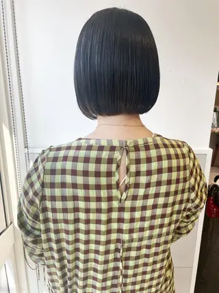 ショート カラー 齋藤 咲のヘアスタイル