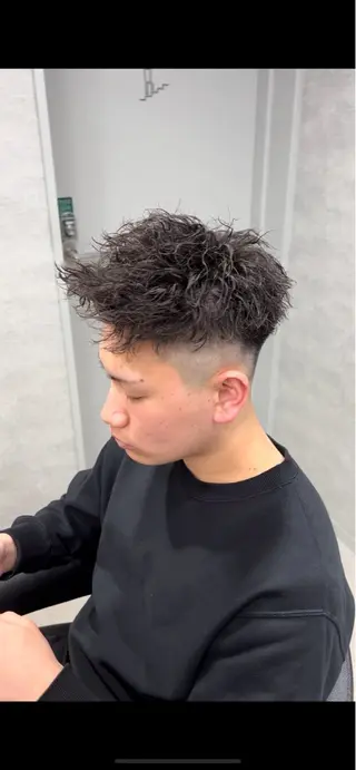 ショート パーマ 新世代パーマ⚡️ の達人トモ⚡️のヘアスタイル