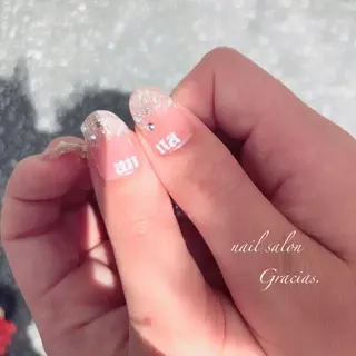ネイル Gracias. rieのネイルデザイン