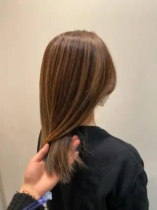 セミロング 🥀似合わせ🥀 柔らかカラー・タイトのヘアスタイル