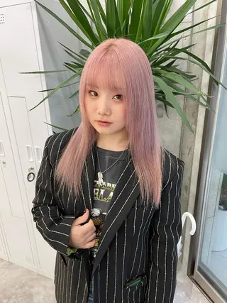 ミディアム 福山 晴香のヘアスタイル