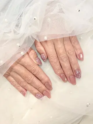 ネイル 斧田 莉穂のネイルデザイン