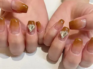ネイル EARTH笛吹店 ハルナのネイルデザイン