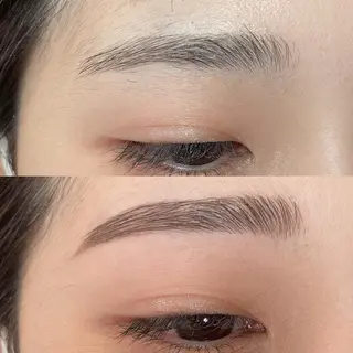 アイブロウ plume eyelashのネイルデザイン