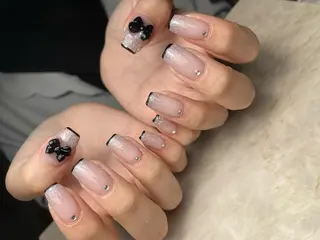 ネイル elu :nail&eyeのネイルデザイン