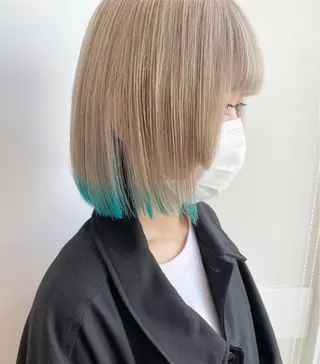 ミディアム カラー ウルフカット ハッシュカット/七海のヘアスタイル