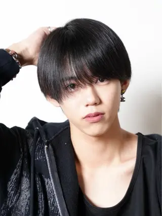 ミディアム メンズ パーマ職人🔥／短髪 執行役員／YUTAのヘアスタイル