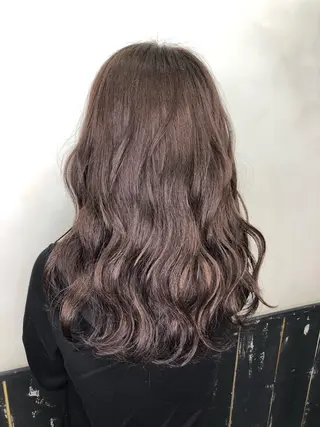 セミロング カラー パーマ 美髪矯正 🌈髪質改善 山下のヘアスタイル