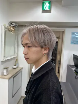 ショート ミルクティーベージュ /三村克彦のヘアスタイル