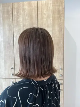 ミディアム カラー 三島 有佳里のヘアスタイル