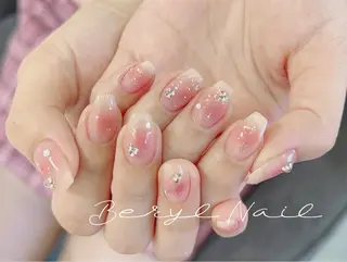 ショート Beryl Nail 新大久保のネイルデザイン