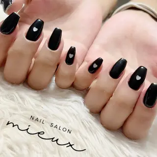 ネイル nailsalon mieuxのネイルデザイン