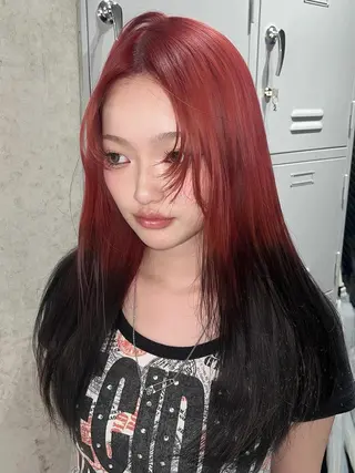 ロング カラー ヘアアレンジ 原宿・デザインカラー YUI🤍ྀིのヘアスタイル