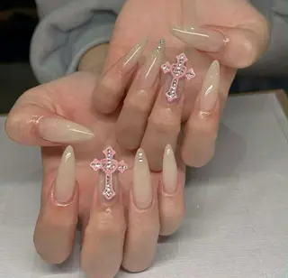 ネイル JIN 168 新大久保のネイルデザイン