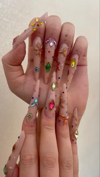 カラー T&D NailSalonのネイルデザイン