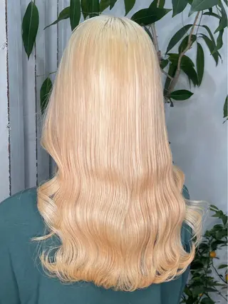 ロング カラー UNBLEACH ブリーチカラーのヘアスタイル