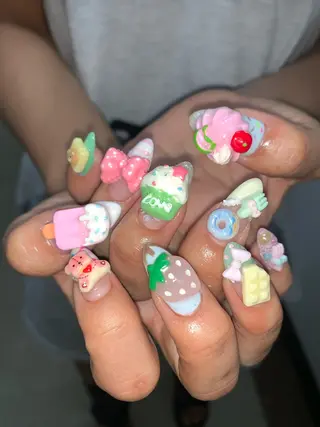 ネイル lazy me!のネイルデザイン