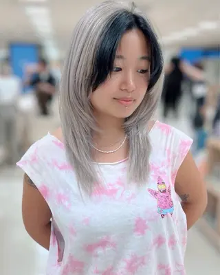 ミディアム カラー ハイトーン/ウルフ /レイヤー/坂野幸伸のヘアスタイル